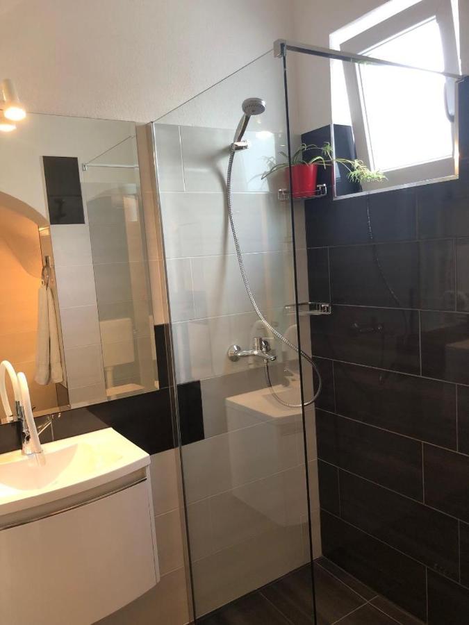 Cozy New Flat For 2 Or 3 Lägenhet Hvar Town Exteriör bild