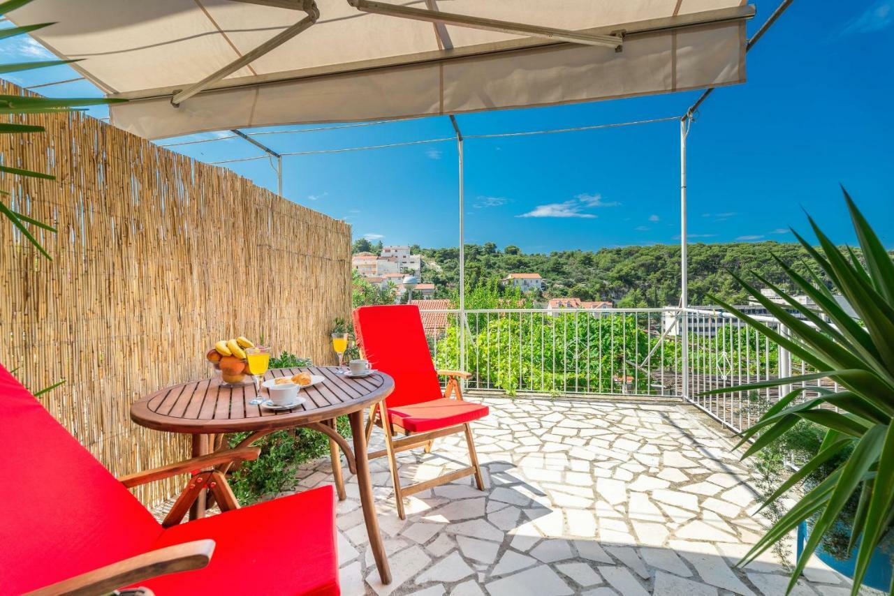 Cozy New Flat For 2 Or 3 Lägenhet Hvar Town Exteriör bild