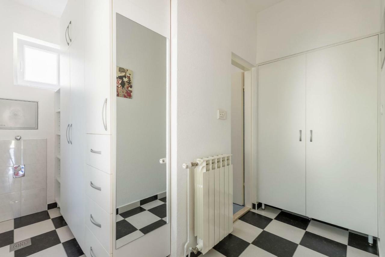 Cozy New Flat For 2 Or 3 Lägenhet Hvar Town Exteriör bild