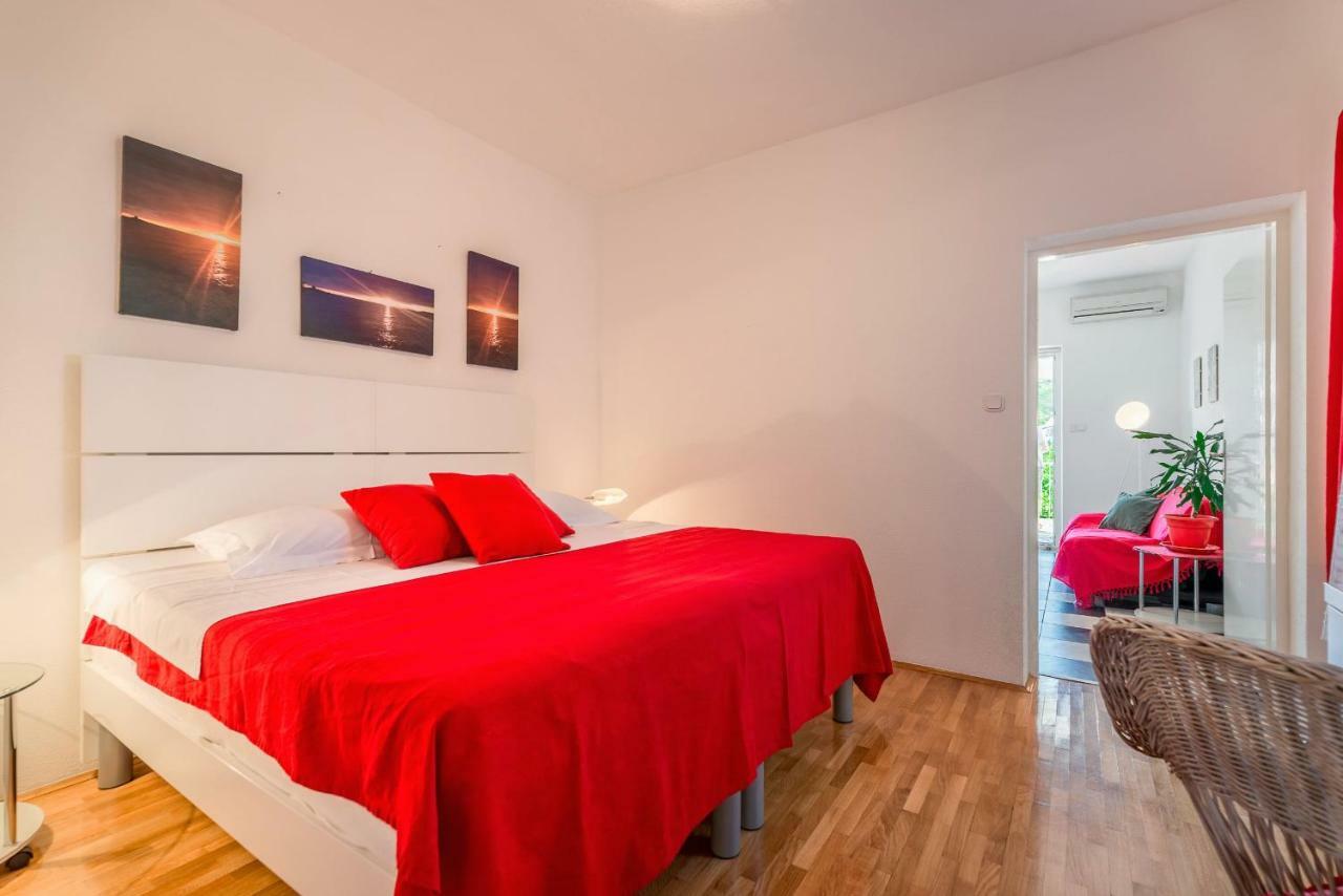 Cozy New Flat For 2 Or 3 Lägenhet Hvar Town Exteriör bild
